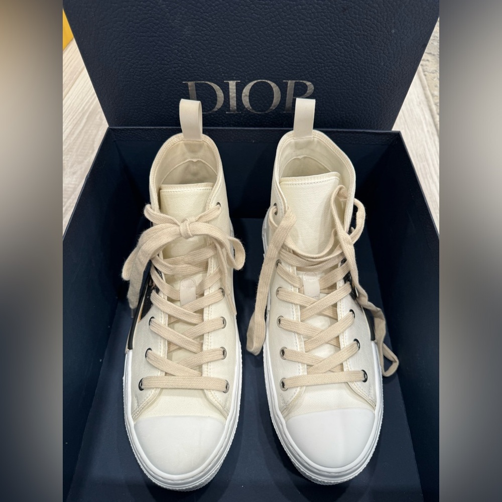 DIOR B23 White Canvas with AsteroDior Signature High Top Sneakers - Picture 6 of 16